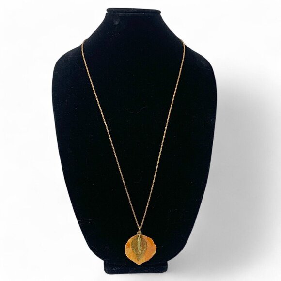 Vintage Necklace Gold Tone Chain & 3 Enamel & Gold Leaf Pendants 31" - Picture 1 of 7